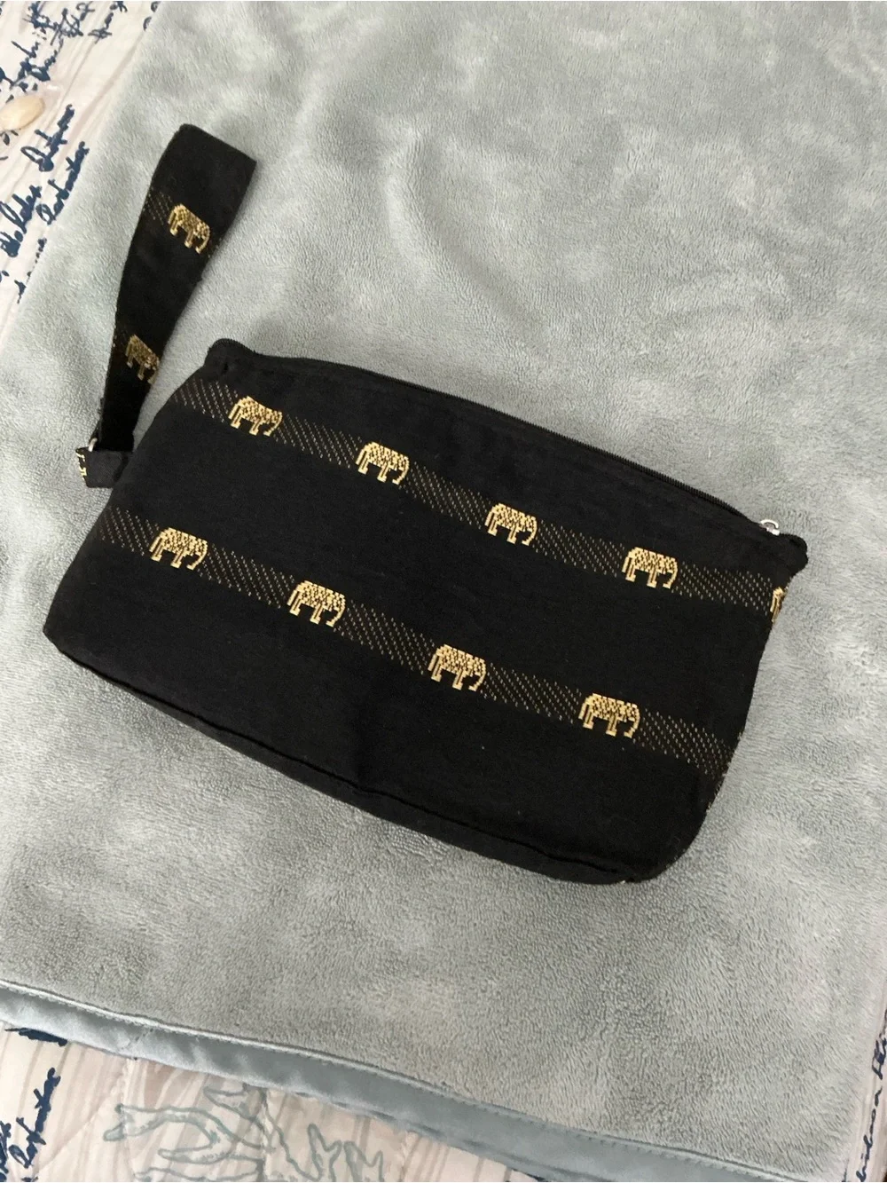 Black & Gold Elephant-Print Wristlet Pouch